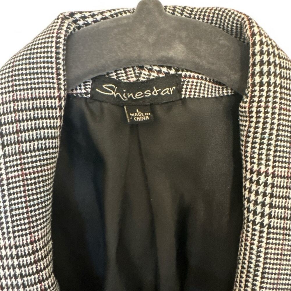 Shinestar Black and White Plaid Blazer w/Gathered Sleeves - Picture 2 of 8